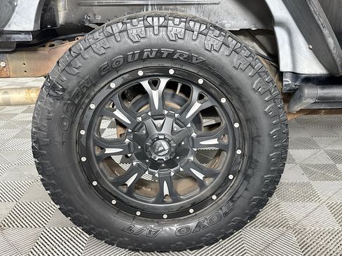 Used 2010 Jeep Wrangler Rubicon w/ Trailer Tow Group AWD/4WD image 24