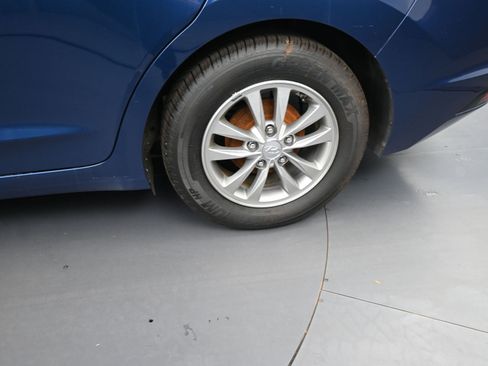 Used 2020 Hyundai Elantra ECO image 20