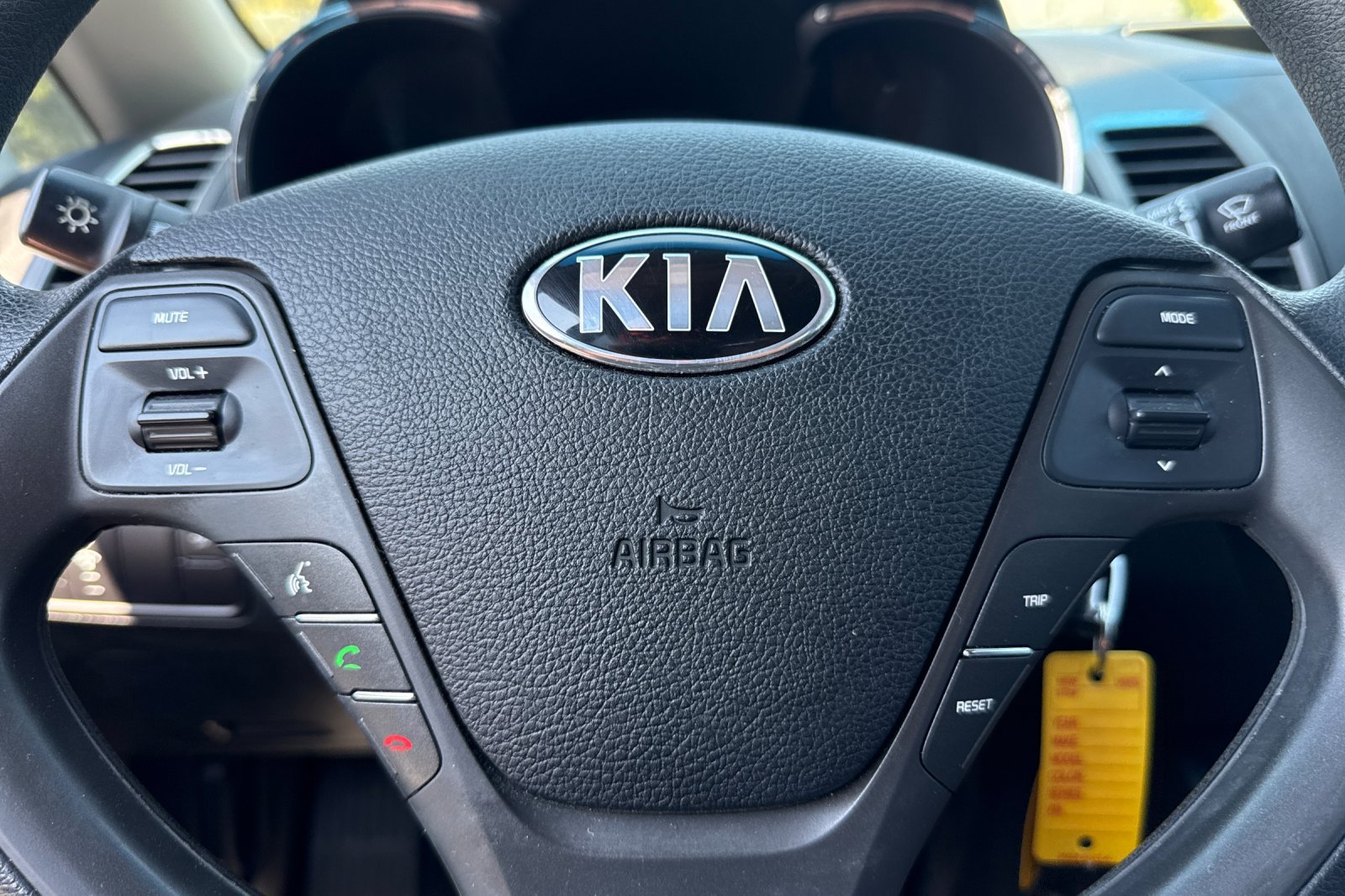 Used 2017 Kia Forte LX FWD image 23