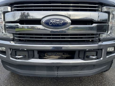 Used 2017 Ford F350 Lariat w/ Lariat Ultimate Package image 32