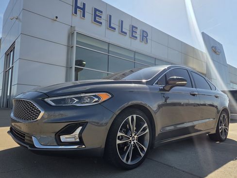 Used 2020 Ford Fusion Titanium AWD/4WD image 3