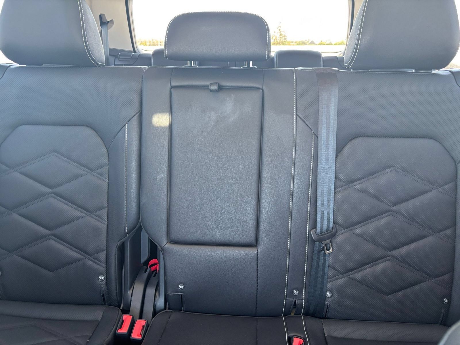 Used 2026 Volkswagen Atlas SE FWD image 40