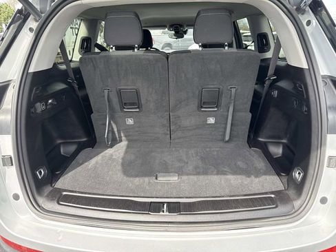Used 2022 Jeep Grand Cherokee L Laredo w/ Luxury Tech Group I AWD/4WD image 31