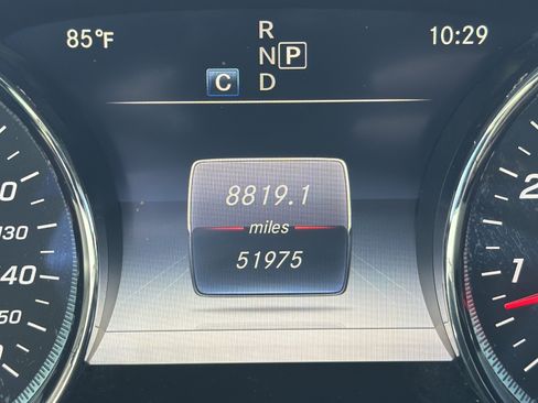 Used 2018 Mercedes-Benz E 300 image 2