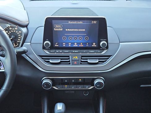 Certified 2023 Nissan Altima 2.5 SR image 16