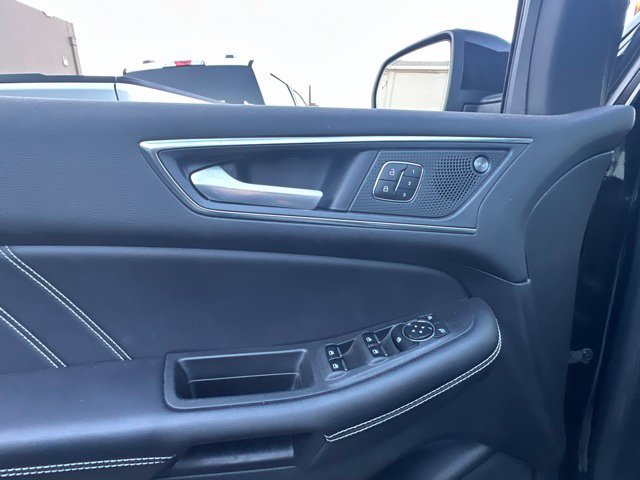 Used 2024 Ford Edge ST w/ Equipment Group 401A AWD/4WD image 17