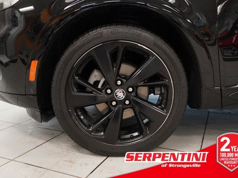 Used 2022 Buick Envision Essence w/ Technology Package II image 17