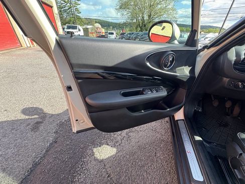 Used 2018 MINI Cooper Clubman S AWD/4WD image 38