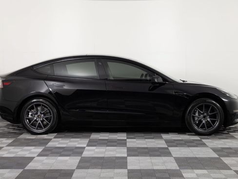 Used 2023 Tesla Model 3 Standard Range RWD image 9