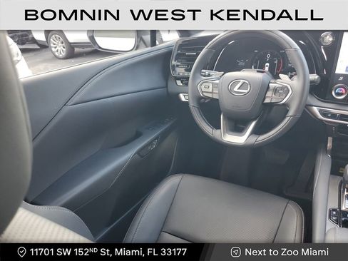 Used 2025 Lexus RX 350 AWD image 16