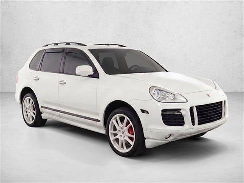 Used 2010 Porsche Cayenne GTS AWD/4WD image 3
