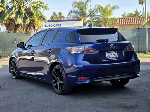 Used 2015 Lexus CT 200h w/ Navigation Package FWD image 3