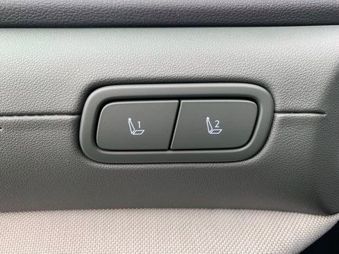 New 2026 Hyundai Tucson Limited image 16