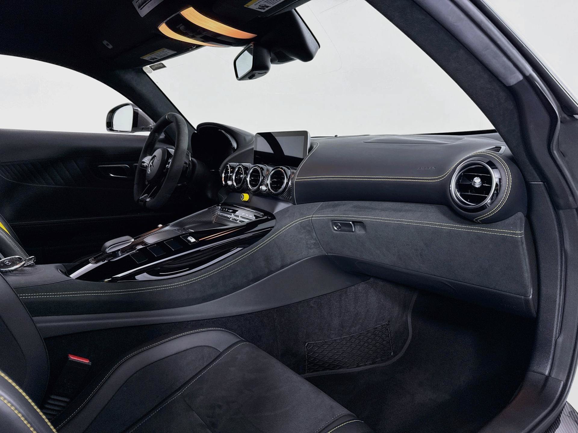 Used 2020 Mercedes-Benz AMG GT R image 28