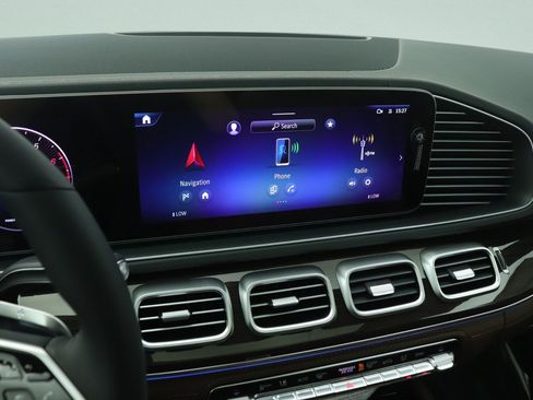 New 2026 Mercedes-Benz GLE 450 4MATIC image 5