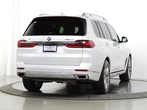 Used 2021 BMW X7 xDrive40i w/ Premium Package AWD/4WD image 11