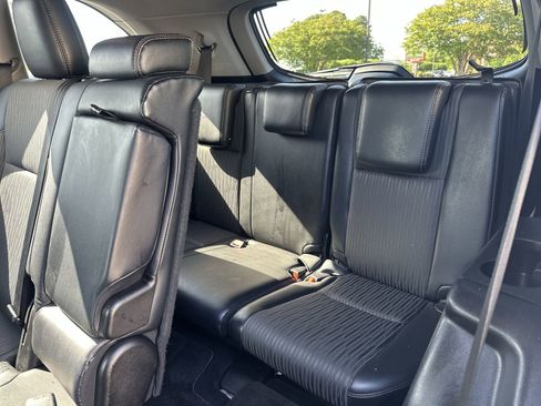 Used 2018 Toyota Highlander Plus image 32