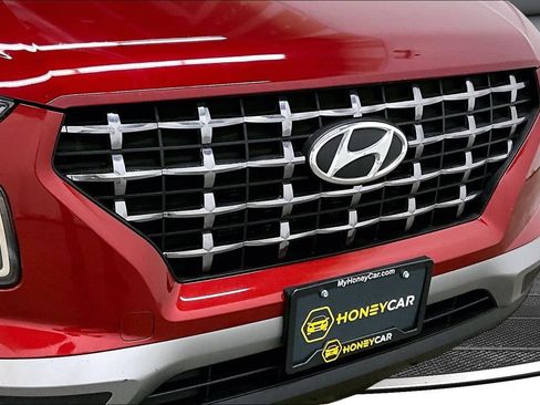 Used 2023 Hyundai Venue SEL FWD image 30