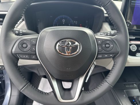 New 2026 Toyota Corolla Cross LE w/ Moonroof Package FWD image 18