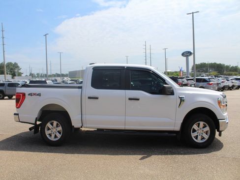 Used 2021 Ford F150 XLT w/ Trailer Tow Package AWD/4WD image 7