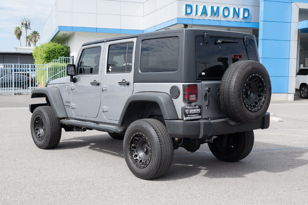 Used 2017 Jeep Wrangler Unlimited Sport w/ Quick Order Package 24S AWD/4WD image 6