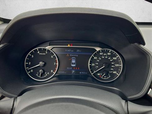 Used 2025 Nissan Altima 2.5 SV FWD image 10
