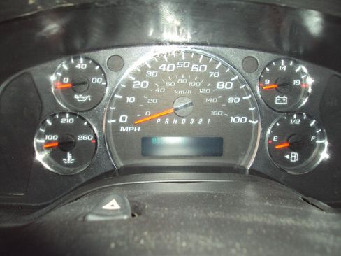 Used 2013 Chevrolet Express 1500 AWD image 21