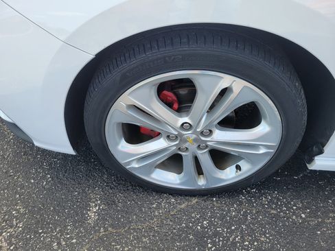 Used 2017 Chevrolet Cruze Premier image 7