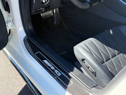 Used 2020 Mercedes-Benz AMG GT R image 16