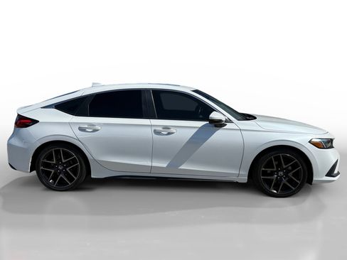 Used 2022 Honda Civic Sport Touring image 6