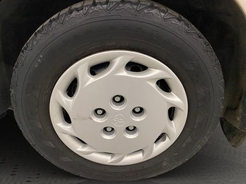 Used 1998 Toyota Camry LE FWD image 29