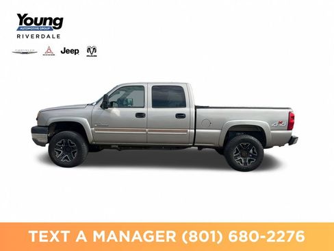 Used 2003 Chevrolet Silverado 2500 LS w/ Skid Plate Package AWD/4WD image 2