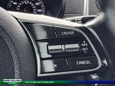 Used 2020 Kia Optima SE image 16