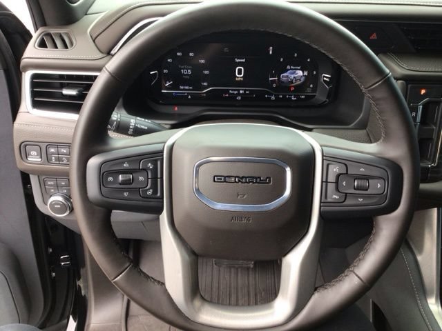 Used 2024 GMC Yukon Denali w/ LPO, Floor Liner Package AWD/4WD image 15