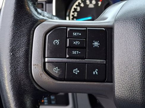 Certified 2022 Ford F150 XLT w/ Equipment Group 302A High image 21