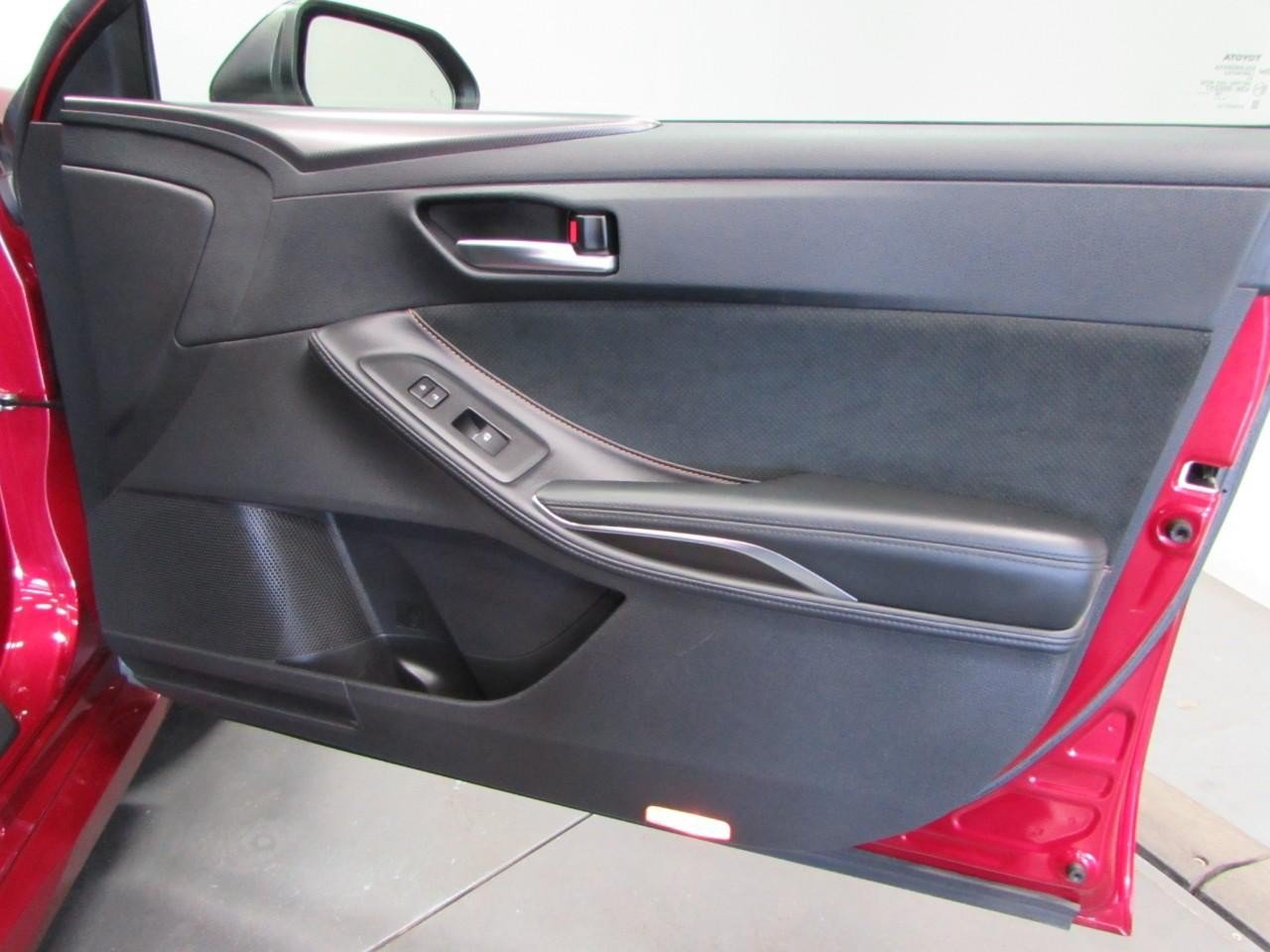 Used 2019 Toyota Avalon Touring w/ All Weather Liner Package FWD image 16