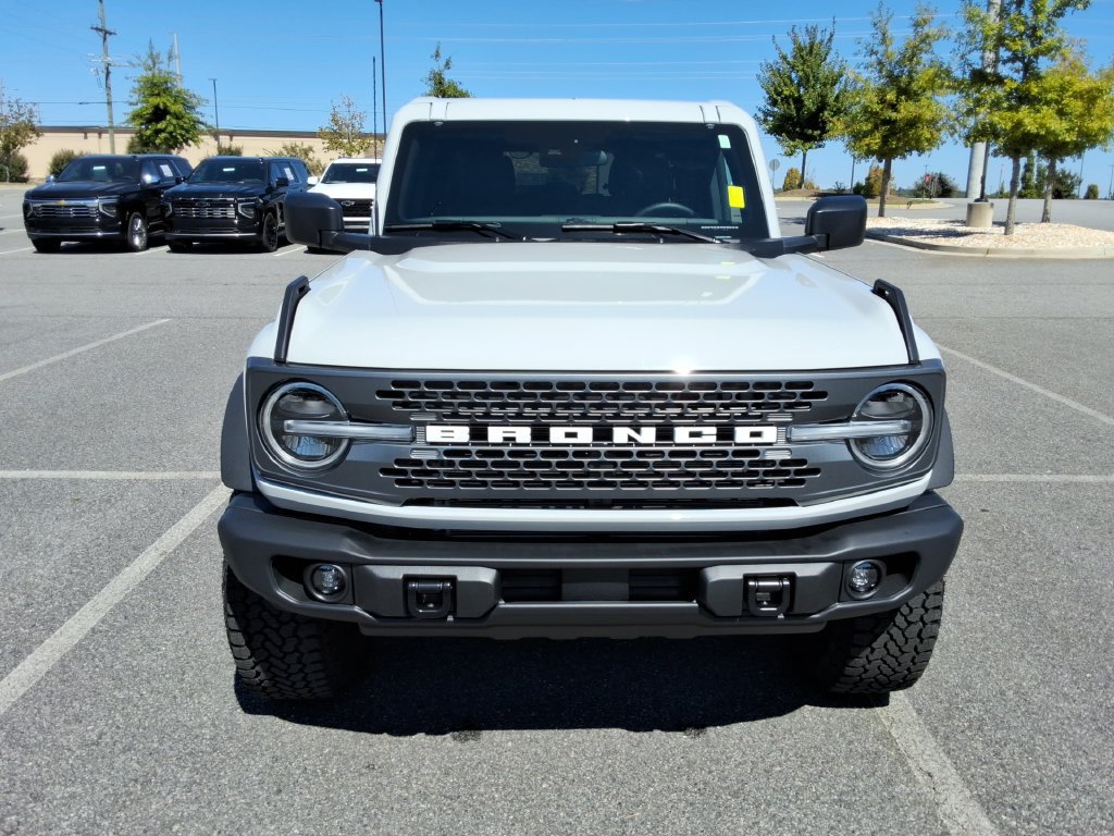 Used 2026 Ford Bronco Badlands w/ Sasquatch Package AWD/4WD image 2