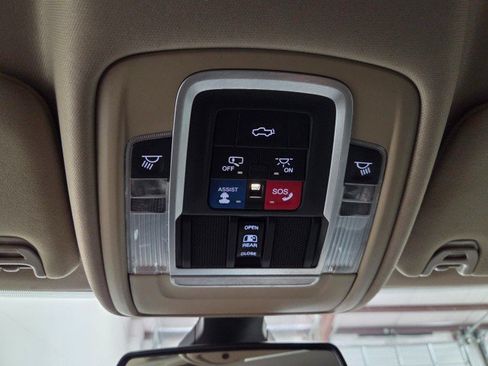 Used 2019 RAM 3500 Laramie AWD/4WD image 62