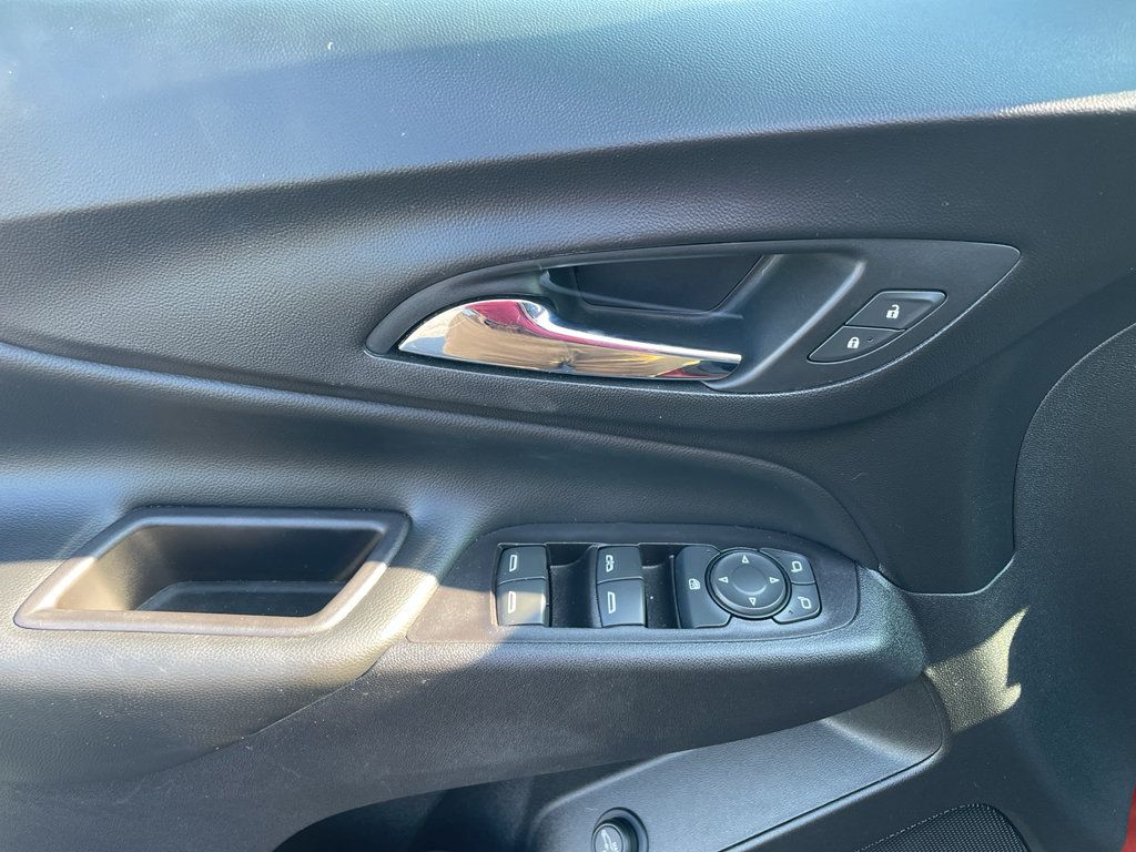 Certified 2020 Chevrolet Equinox LT FWD image 18