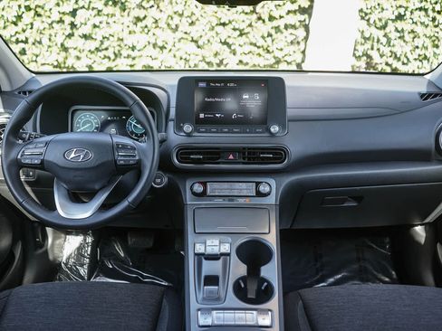 Used 2022 Hyundai Kona SEL w/ Convenience Package FWD image 12