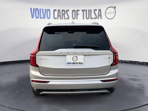New 2026 Volvo XC90 B6 Ultra w/ Lounge Package image 4