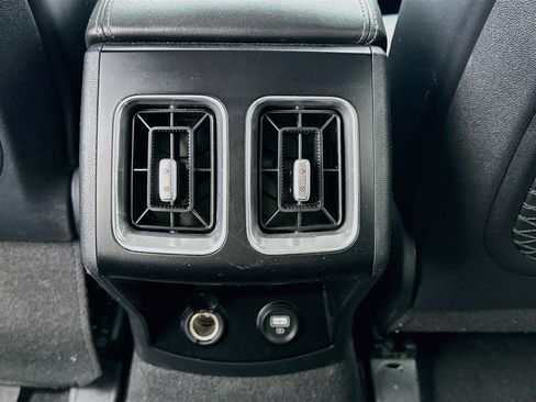 Used 2022 Kia Sorento S FWD image 16