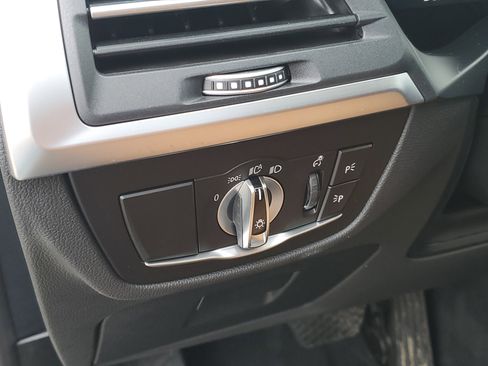 Certified 2024 BMW X3 xDrive30i w/ Premium Package image 11