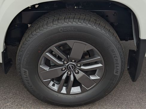 New 2026 Nissan Frontier SV w/ Tow Package RWD image 7