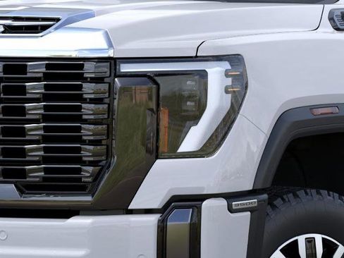 New 2026 GMC Sierra 3500 Denali Ultimate image 34