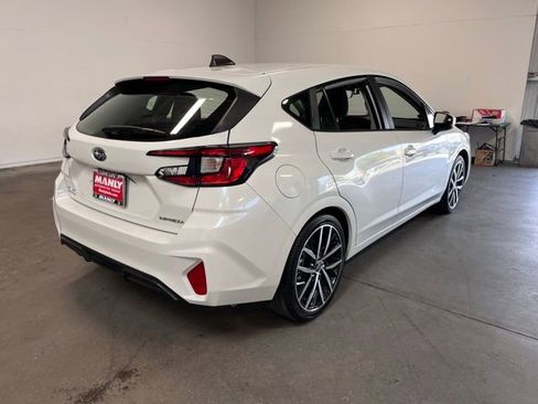 Used 2025 Subaru Impreza 2.0i Sport image 3