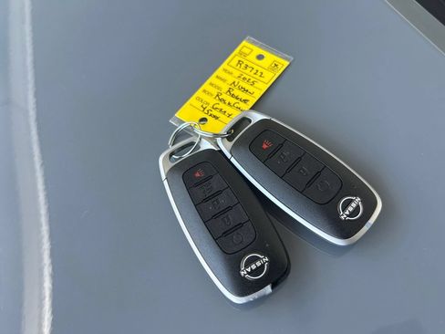 Used 2025 Nissan Rogue SV w/ Rock Creek Premium Package AWD/4WD image 31