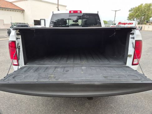 Used 2017 RAM 1500 Big Horn AWD/4WD image 33