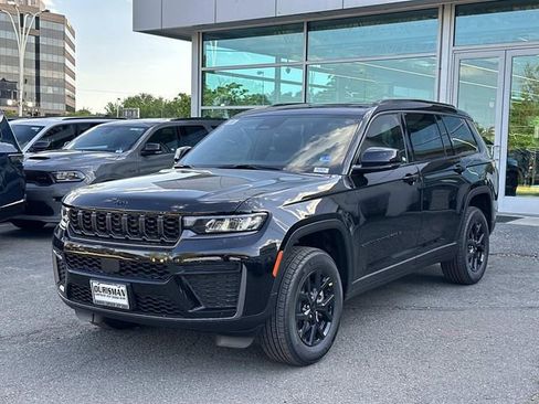 New 2026 Jeep Grand Cherokee L 4WD image 5