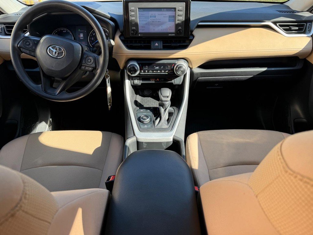 Certified 2022 Toyota RAV4 LE AWD/4WD image 10